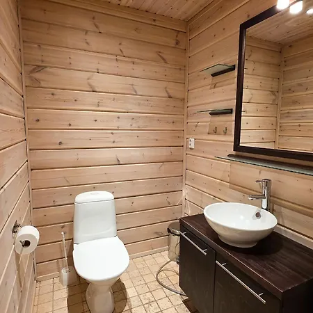 Kotkanpesae 1 - 12hloe, Himos Laensihuippu Ski-inout Vila